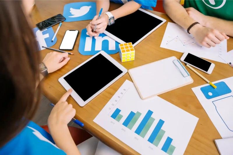 bouncemediagroupcom social stat